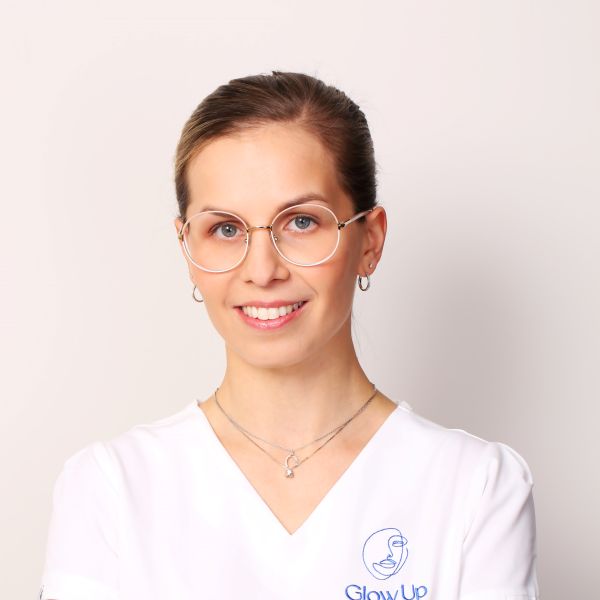 Dr. Faluhelyi Dóra