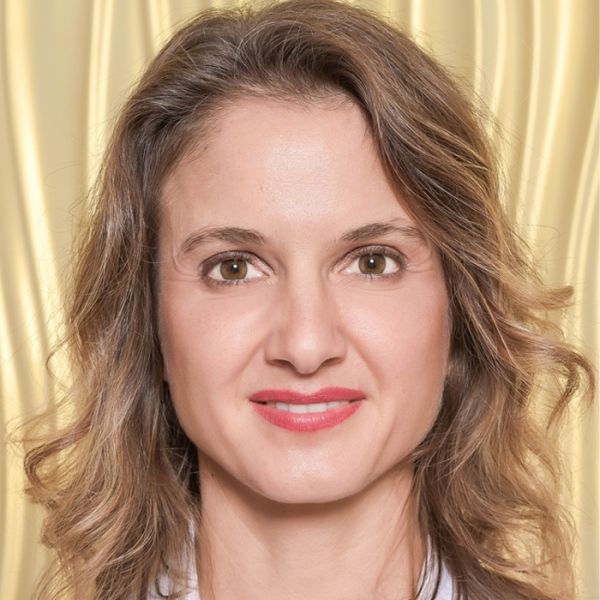Dr. Magyar Sarolta